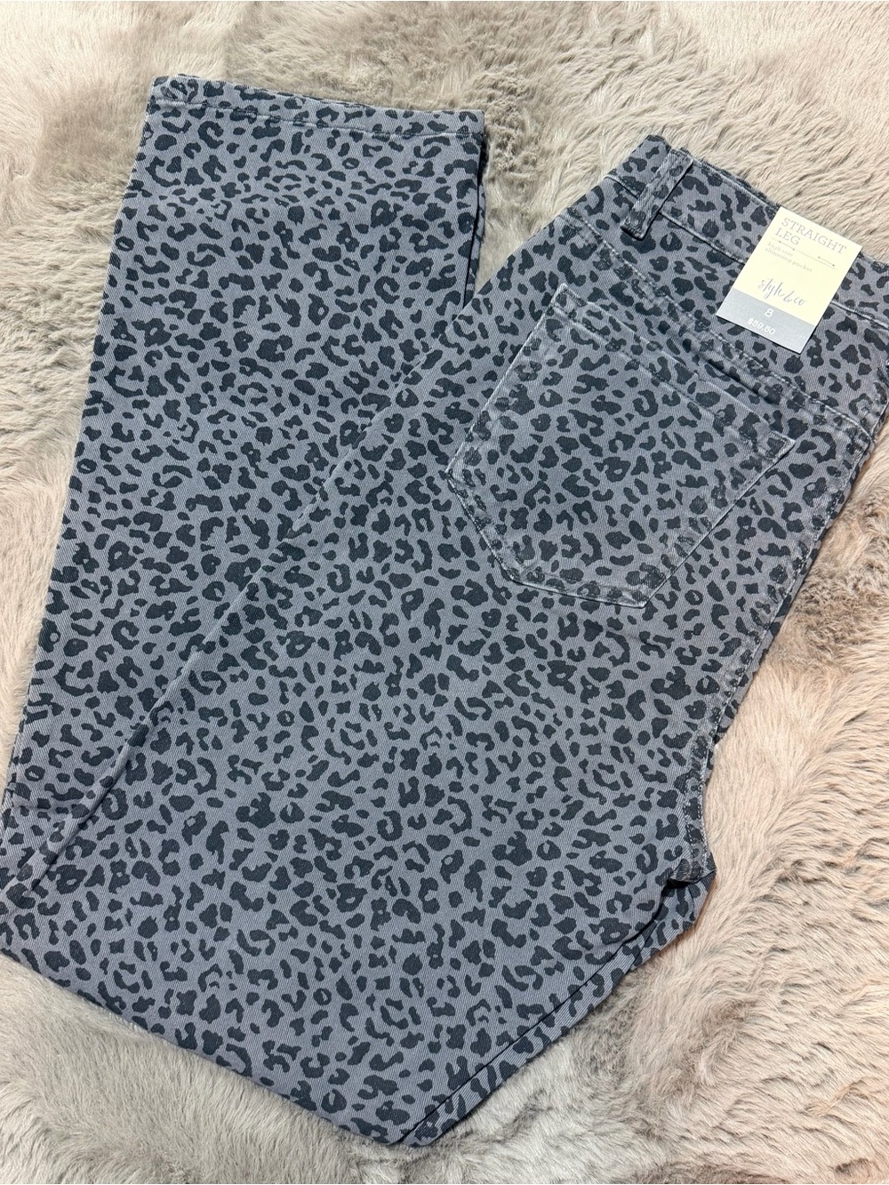NWT Style & Co. High Rise Straight Leg Leopard Jeans 8
